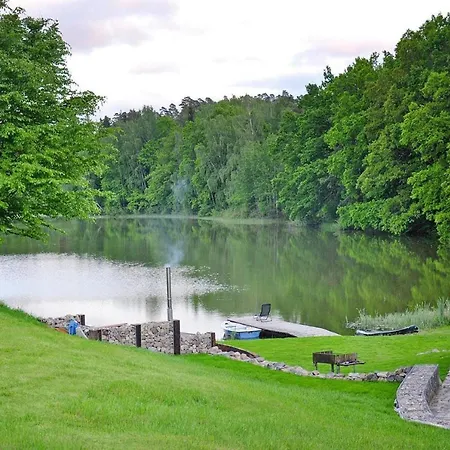 Holiday Directly At The Lake, Dabie Дом отдыха *