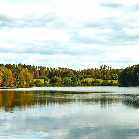 Holiday Directly At The Lake, Dabie *