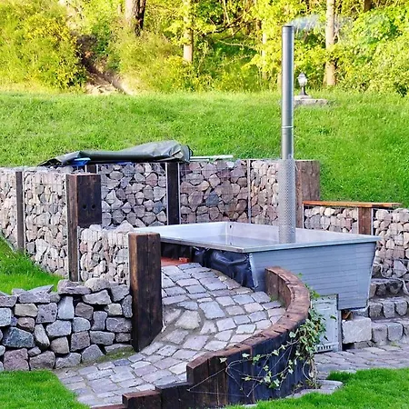Holiday Directly At The Lake, Dabie